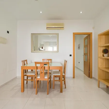 Spacious In The Centre Of Puerto Del Rosario *