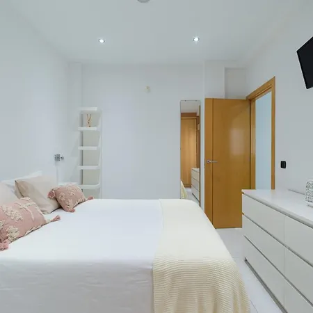 Spacious In The Centre Of Puerto Del Rosario *
